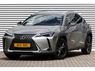 Lexus UX 300h Luxury Line