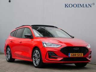 Ford Focus Wagon 1.0 EcoBoost Hybrid ST Line X 155 Pk Automaat Navi / DAB / Apple Carplay / Winterpakket / Pano-dak / Trekhaak
