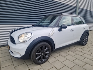 Mini Countryman 1.6 Cooper Edition Automaat, Leder, Panorama , climatronic trekhaak,
