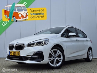 BMW 2-serie Tourer 225XE IPERFORMANCE HIGH EXECUTIVE HYBRID/LEDER/HEAD-UP/CAMERA