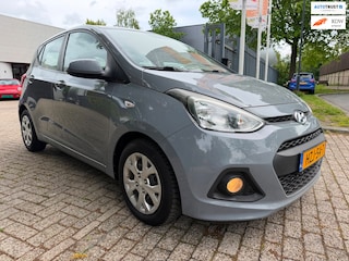 Hyundai i10 1.2i Exclusive, airco, cruise, elec pakket, stoelverwarming, mistlampen, multi-stuur, nwe apk, grote o.h beurt gehad !