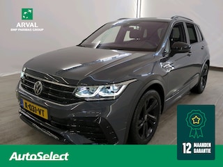 Volkswagen Tiguan 1.5 TSI 150pk Automaat R-Line Business+ | Panoramadak | Leder | Trekhaak | Winter en Assistentie pakket | H & K