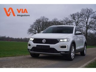 Volkswagen T-Roc 1.5 TSi Sport | Camera | ACC | ECC | LED | Virtual | LM 17" |