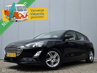 Ford Focus 1.0 ECOBOOST HYBRID/LED/CAMERA/PDC/CARPLAY/NAVI/16''LMV