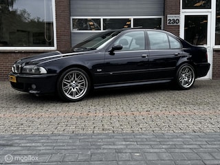 BMW 5-serie V8 400PK! FULL OPTIONS! ZELDZAAM!