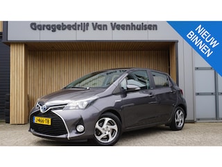Toyota Yaris 1.5 101pk Hybrid Edition S Navi A-Camera Cruise Control Keyless 15inch LM Clima *Dealer o.h.*