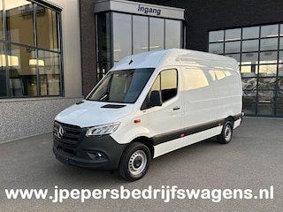 Mercedes-Benz Sprinter 317 CDI L2 H2 Pro LED / MBUX / Navigatie / Camera / Parkeersensoren / Cruise control / Airco / 270 Graden achterdeuren