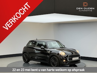 Mini Cooper 1.5 Business | 17 '' JCW lm Velgen | Cruise | NL Auto