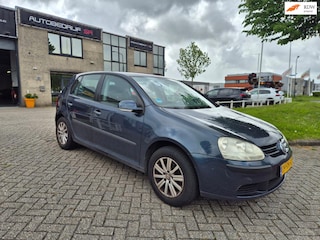Volkswagen Golf 1.4 FSI Businessline | Trekhaak | Apk | 5 Deurs | Airco | Nap | NL auto |