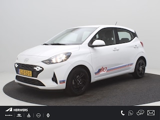 Hyundai i10 1.0 Comfort "Edition" / Apple CarPlay & Android Auto / 14" LMV / Cruise Control / i10 Edition Striping / NL Auto / Dealer onderhouden / 1ste Eigenaar / Airco / Lichtsensor /