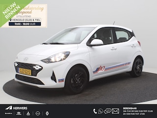 Hyundai i10 1.0 Comfort "Edition" / Apple CarPlay & Android Auto / 14" LMV / Cruise Control / i10 Edition Striping / NL Auto / Dealer onderhouden / 1ste Eigenaar / Airco / Lichtsensor /