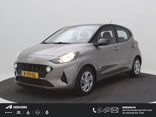 Hyundai i10 1.0 Comfort Smart 5-zits AUTOMAAT / Navigatie / 5-zits / Airco / Cruise Control / Achteruitrijcamera / NL Auto / Dealer onderhouden / Two-Tone lak / Apple CarPlay & Android Auto /