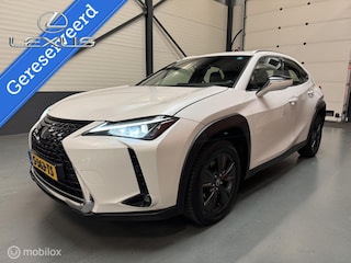 Lexus UX 250h AWD Executive Line Dealer-Auto