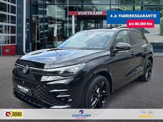 Volkswagen Tiguan 1.5 TSI e-HYBRID 272 PK R-LINE PANO-DAK/CAMERA/TREKHAAK/H&amp;K/HUD/LEDER/MEMORY