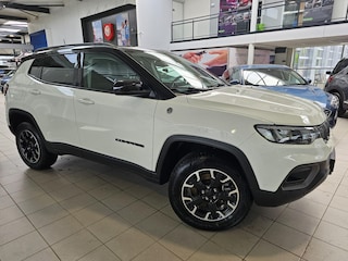 Jeep Compass 4xe 240 Plug-in Hybrid Electric Trailhawk