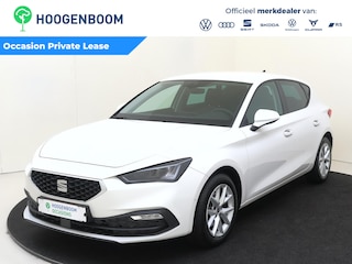 Seat Leon 1.0 eTSI Style Business Intense | Parkeerassistent | Navigatie | Adaptieve cruise control | Achteruitrijcamera | CarPlay | 3-zone airco | Digital cockpit |