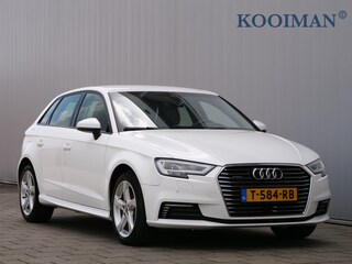 Audi A3 Sportback 40 e-tron Advance Sport 204 Pk Automaat S-Line / Navi / PDC / 17 inch / Sportstoelen / Stoelverwarming