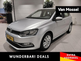 Volkswagen Polo 1.2 TSI Comfortline Business R Airco | Apple Carplay/Android Auto | Bluetooth | Cruise Control | Dakspoiler | Extra Getint Glas | Hill/Hold Functie | Lichtmetalen Velgen 17'' | Multimedia-Voorbereiding | Parkeersensor Voor en Achter | R-Line Exterieur | Spraakbediening | Start/Stop Systeem | Vervolgbotsing Preventie |  Voor- en Achterspoiler | Lederen Stuurwiel en Versnellingspook