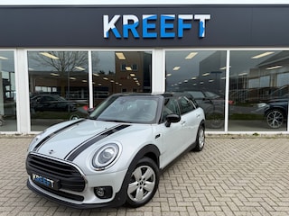 Mini Clubman 1.5 Cooper Essential Automaat
