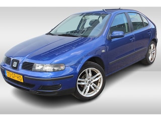 Seat Leon 1.6-16V Stella Nieuwe APK l Airco