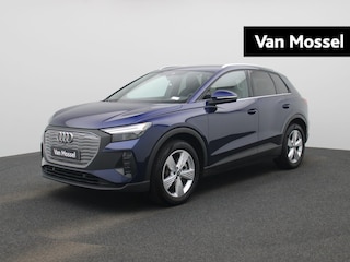 Audi Q4 40 Edition 63 kWh l Climate control l Navigatie l Parkeersensoren l Privacy glas l Stoelverwarming l LED-koplampen l Audi sound system l Audi virtual cockpit l Lichtmetalen wielen