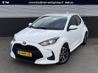 Toyota Yaris 1.5 Hybrid Active Dynamic-special Nieuw geleverd, dealeronderhouden, Lichtmetalen velgen, Achteruitrijcamera, Adaptieve cruise control