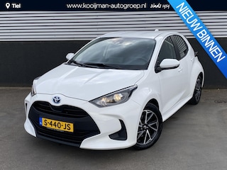 Toyota Yaris 1.5 Hybrid Active Dynamic-special Nieuw geleverd, dealeronderhouden, Lichtmetalen velgen, Achteruitrijcamera, Adaptieve cruise control