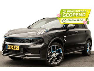 Lynk & Co 01 1.5 Plug-in Hybrid 262 Pk I Modeljaar 2023 I Panoramadak I 75 km Elektrisch I 360 Camera I Infinity Audio I Full Map Navi I Carplay I 20 inch. LMV l 1e eigenaar