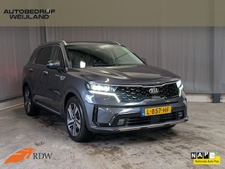 Kia Sorento 1.6 T-GDI Plug-in Hybrid 4WD DynamicPlusLine 7p. I Pano I Trekhaak 1500KG I Stoelverwarming I 19" I Leer I 7P I Carplay I Winterpakket I BTW auto I