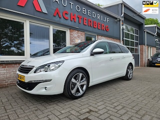 Peugeot 308 SW 1.2 PureTech Style Trekhaak! Camera! Panoramadak! NAP! Airco/Clima! Navigatie! Cruise Control! Nette Auto!
