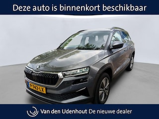 Skoda Karoq 1.5 TSI DSG ACT Business Ed. Plus | Trekhaak |  Navigatie | Full-LED | Keyless