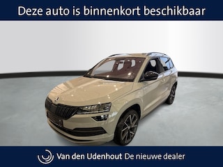 Skoda Karoq 1.5 TSI 150pk Automaat Sportline Business / Trekhaak / Camera / Keyless / Wordt Verwacht