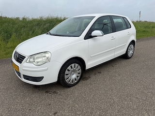 Volkswagen Polo 1.2-12V Comfortline incl nw apk kleine beurt en garantie !