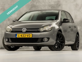 Volkswagen Golf 1.2 TSI Sport (SCHERM, CLIMATE, STOELVERWARMING, SPORTSTOELEN, LM VELGEN, PARKEERSENSOREN, GETINT GLAS, CRUISE, NIEUWE APK, NIEUWSTAAT)
