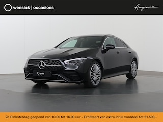 Mercedes-Benz CLA 180 Business Solution AMG | Panoramadak | Burmester Sound System | Rijassistentie Pakket | Sfeerverlichting | 360 Graden Camera |