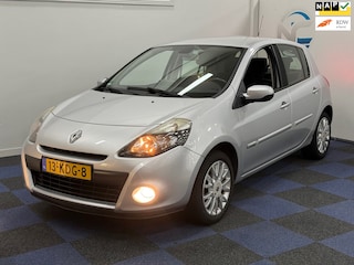 Renault Clio 1.6-16V Dynamique / AUTOMAAT / NAP / DEALER ONDERHOUDEN