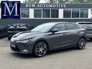 MG 4 Electric Luxury 64 kWh SOH 96% |360 CAMERA| 7 JAAR MG GARANTIE T/M 03-2031| ELEK. STOEL| DODE HOEK SENSOR| STOEL + STUURVERWARMING| ADAPTIVE CRUISE CONTROL