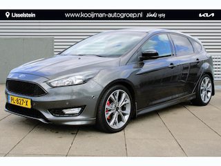 Ford Focus 1.5 ST-Line 182 Navigatie / Camera / LMV / Alcantara