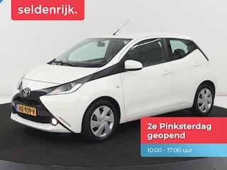 Toyota Aygo 1.0 VVT-i x-play | Camera | MirrorLink | Airco | Bluetooth | Speedlimiter | Elektrische ramen | Centrale vergrendeling met afstandsbediening | Origineel NL