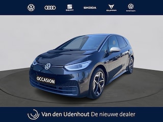 Volkswagen ID.3 First Plus 58 kWh 204pk | Camera | Stoelverwarming | IQ light | App Connect