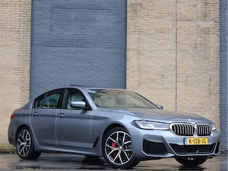 BMW 530e High Executive M Sport Schuifdak | HUD | Massage | ACC | Comfortstoelen | Haak