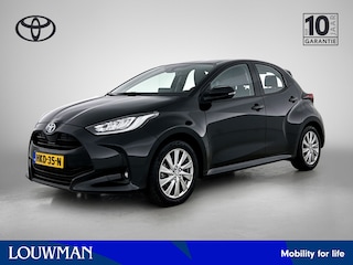 Toyota Yaris 1.5 Hybrid Business Plus | Dealer Onderhouden | Stoel+stuurverwarming | Climate control | Cruise Control Adaptive | Apple CarPlay/Android Auto | Onderweg-naar-dealer