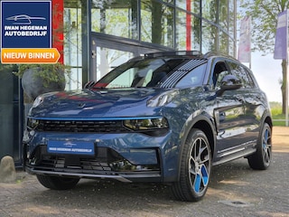 Lynk & Co 01 1.5 | SOH 98,26% | Zwarte hemel | Navigatie | Panoramadak | Apple Carplay | Cruise Control | Parkeersensoren + camera