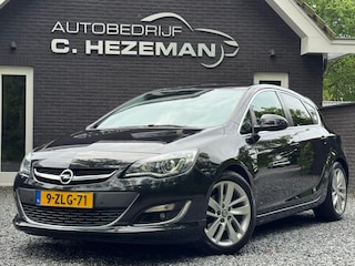 Opel Astra 1.6 Turbo OPC Line Xenon 19'' LMV Navigatie Cruise Control LEDER AUTOMAAT