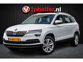Skoda Karoq 1.0 TSI Business Edition Plus Trekhaak/ Camera/ Navigatie/ Carplay/ Climate control/ Elek. achterklep