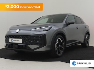 Volkswagen T-Roc R-Line First Edition | 'App-Connect' draadloze smartphone integratie | 30,5 cm display met 2D en 3D weergave | Automatische afstandsregeling (Adaptive Cruise Control)