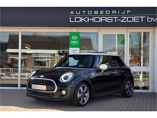 Mini Cooper 1.5 60 Years Edition | 25.000 km! | 1e eigenaar van juli 2019 | HK-Audio | Head Up | Panoramadak