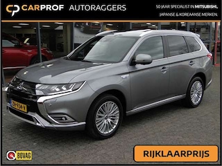 Mitsubishi Outlander 2.4 PHEV Instyle | Leer | Schuifdak | Trekhaak.