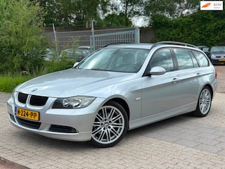 BMW 3-serie Touring 318i Airco Cruise PDC 6Bak LM Velgen