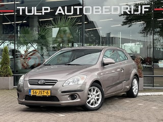 Kia ProCeed pro_cee'd 1.4 Fifteen ISG 5 Deurs Airco Lage KMstand NAP